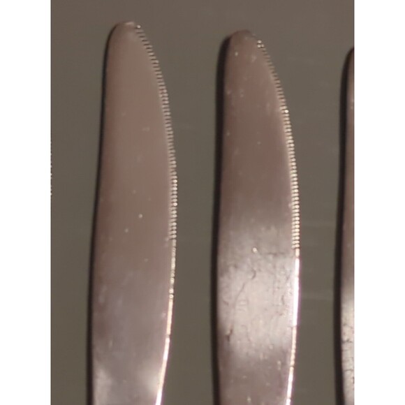Oneida KENNETT SQUARE HH Distinction Deluxe Stainless Flatware Butter Knives 6 - Picture 6 of 12